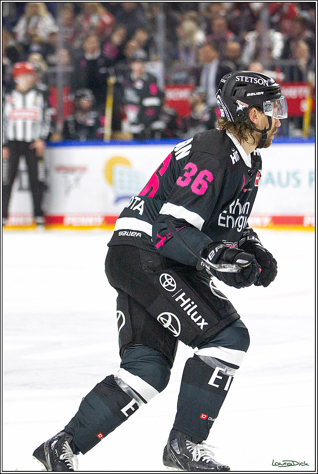 PENNY DEL;  Koelner Haie - Schwenninger Wild Wings; Koeln, 08.10.2021